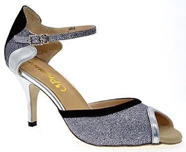 How to choose dance shoes